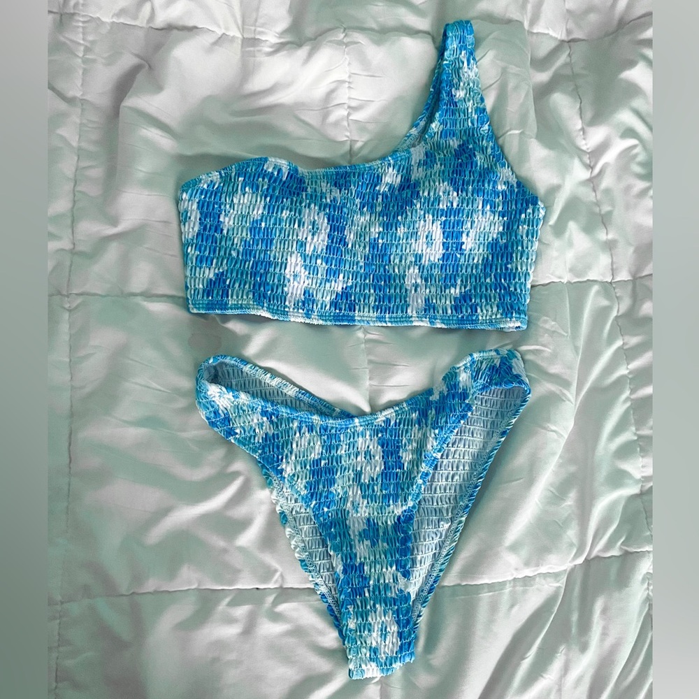 Floral Bikini Set Smocked One Shoulder Top & Hipster Bottom